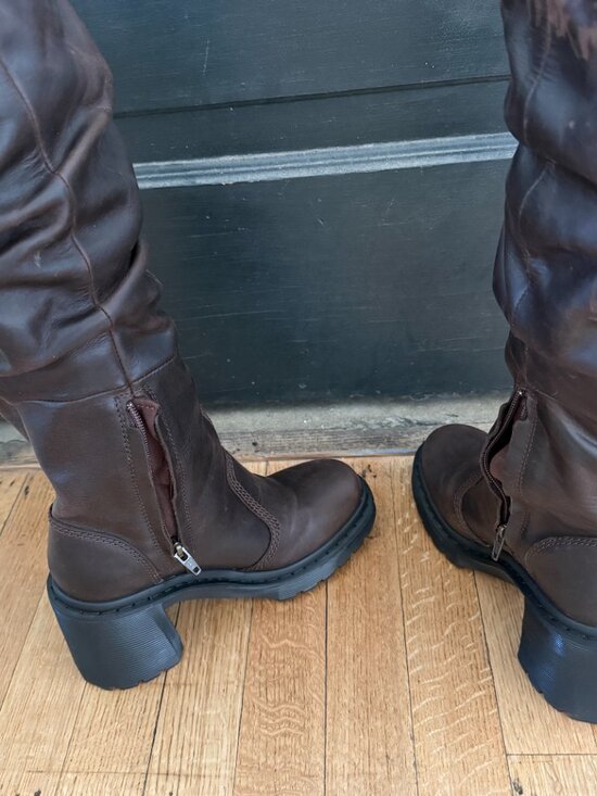 Dr. Martens Kasey Kinsley Leather Knee High Heeled Boots Size 7 - Picture 6 of 10